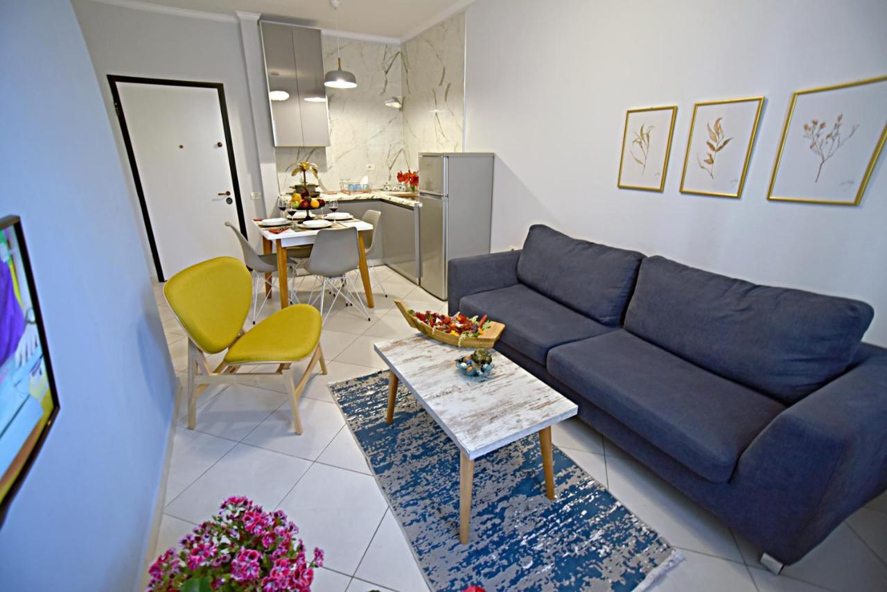 Sunrise Suites Vlorë Eksteriør bilde