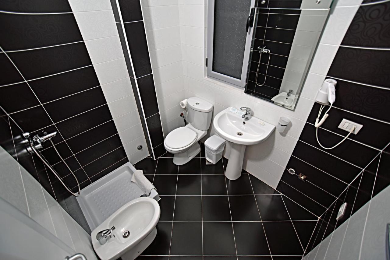 Sunrise Suites Vlorë Eksteriør bilde